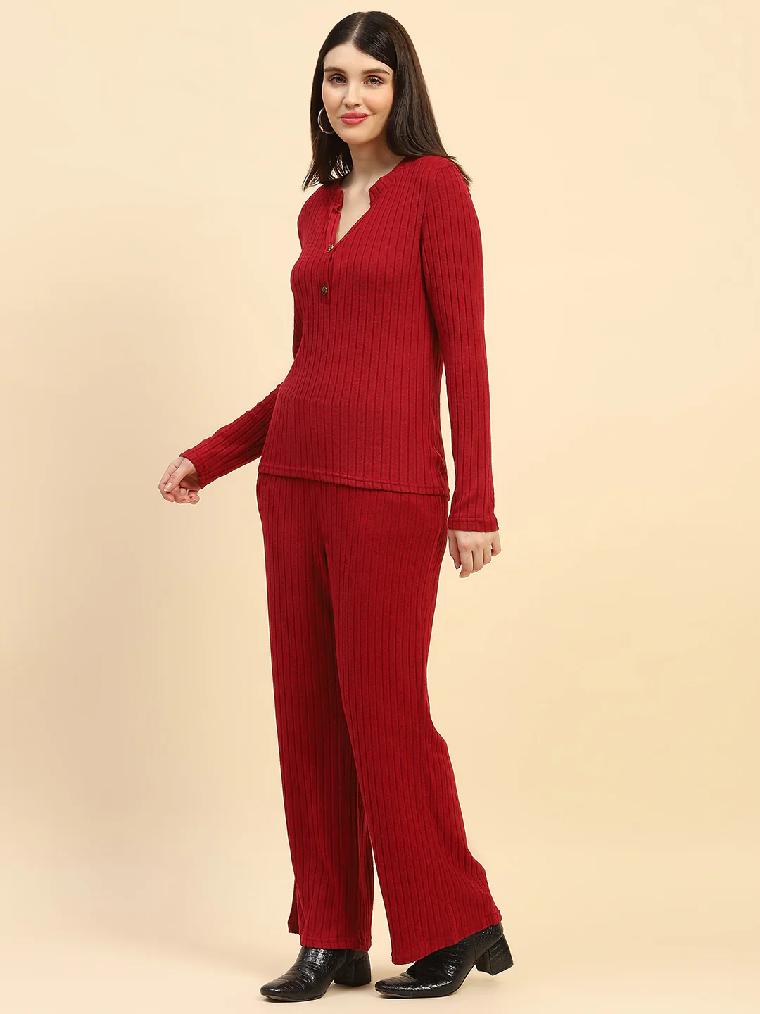 Solid Ribbed Slim Fit Night Suit - Image 2