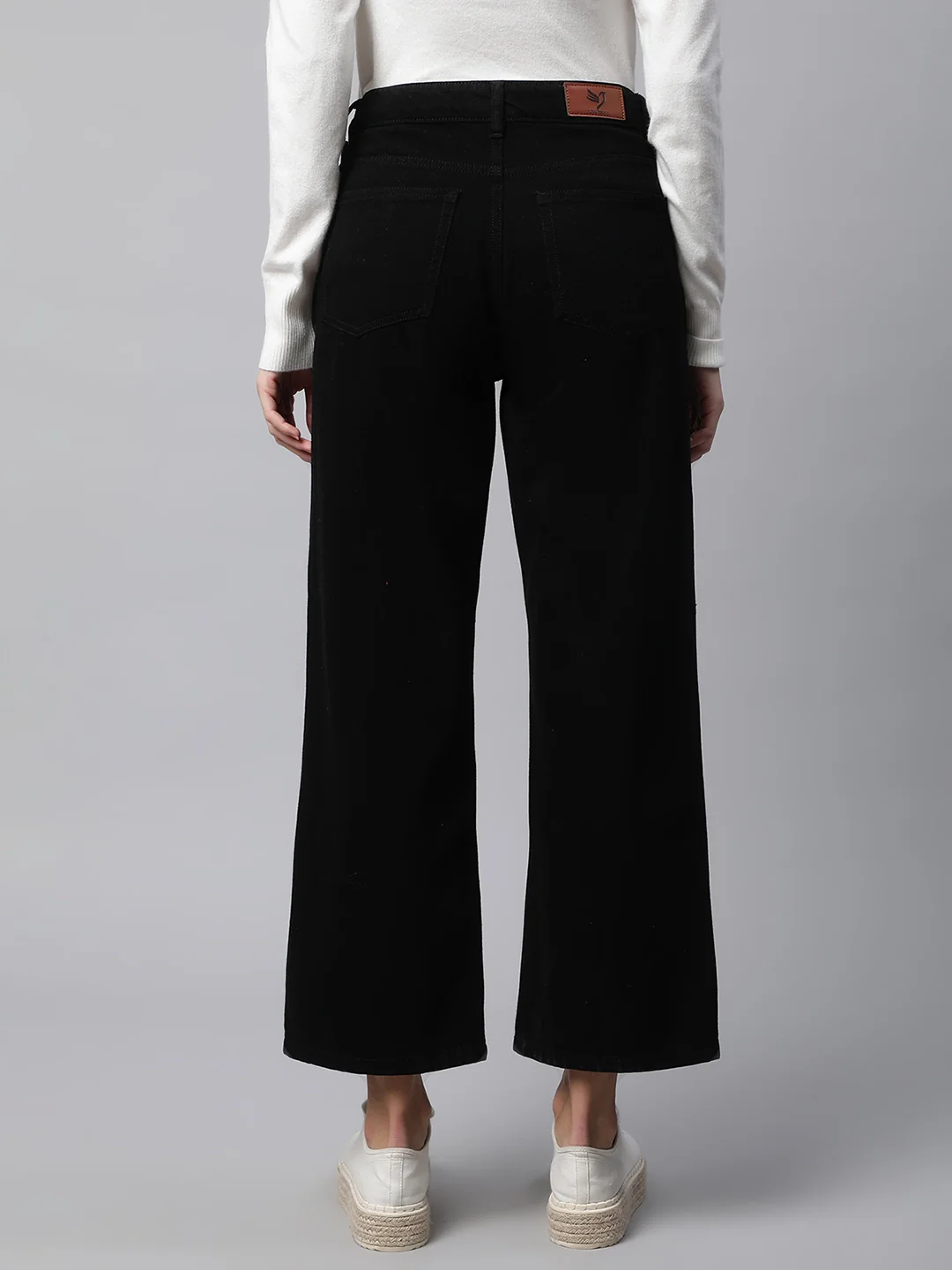 Women Ankle Length Relaxed Fit Black Jeans - Image 4