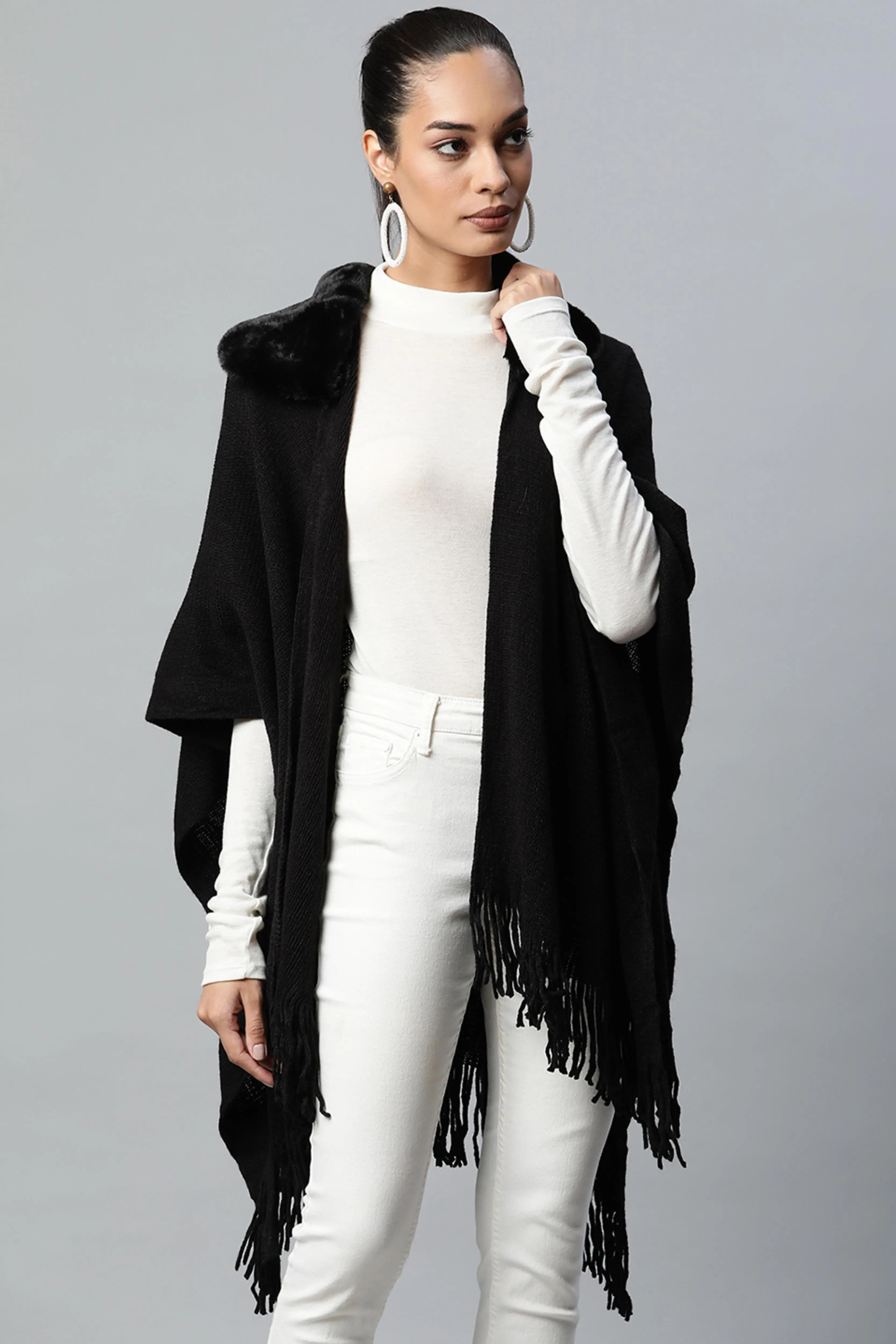 Black Round Fur Collar Continuous Cape - Image 3