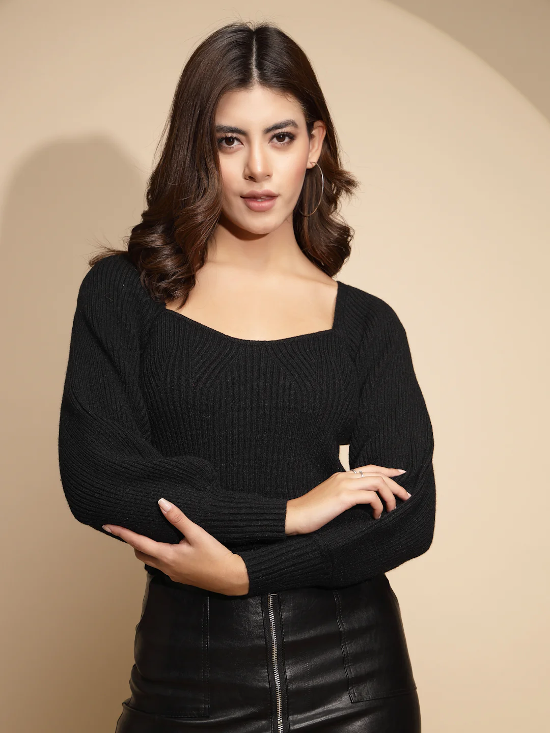 Black Solid Wool Pullover