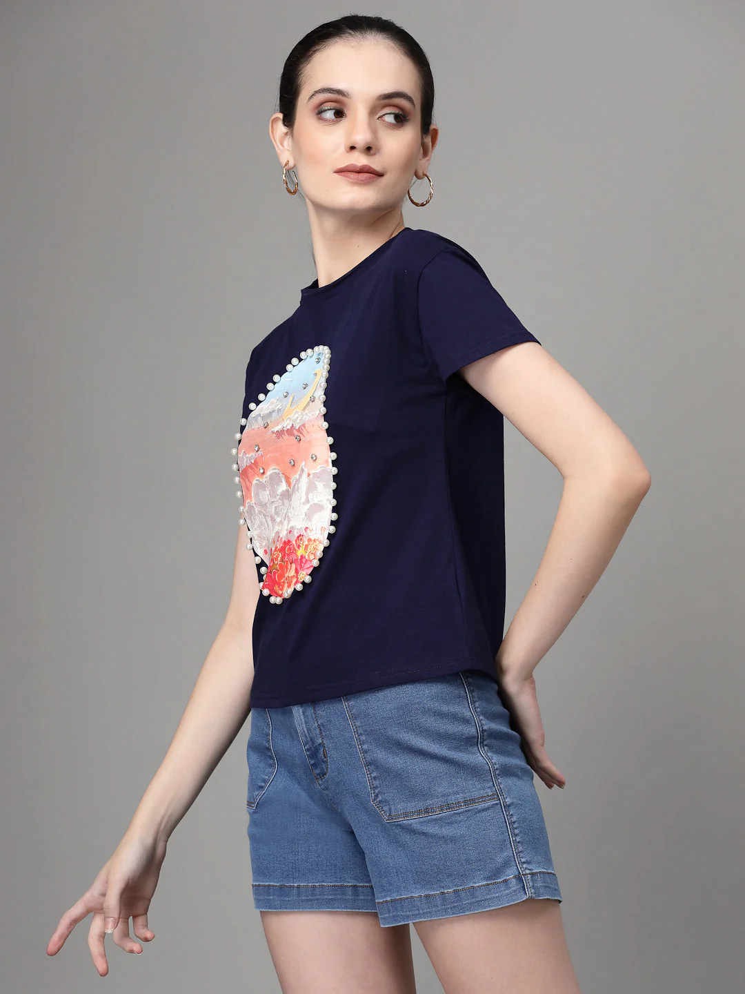White Graphic Embellished T-Shirt - Image 9