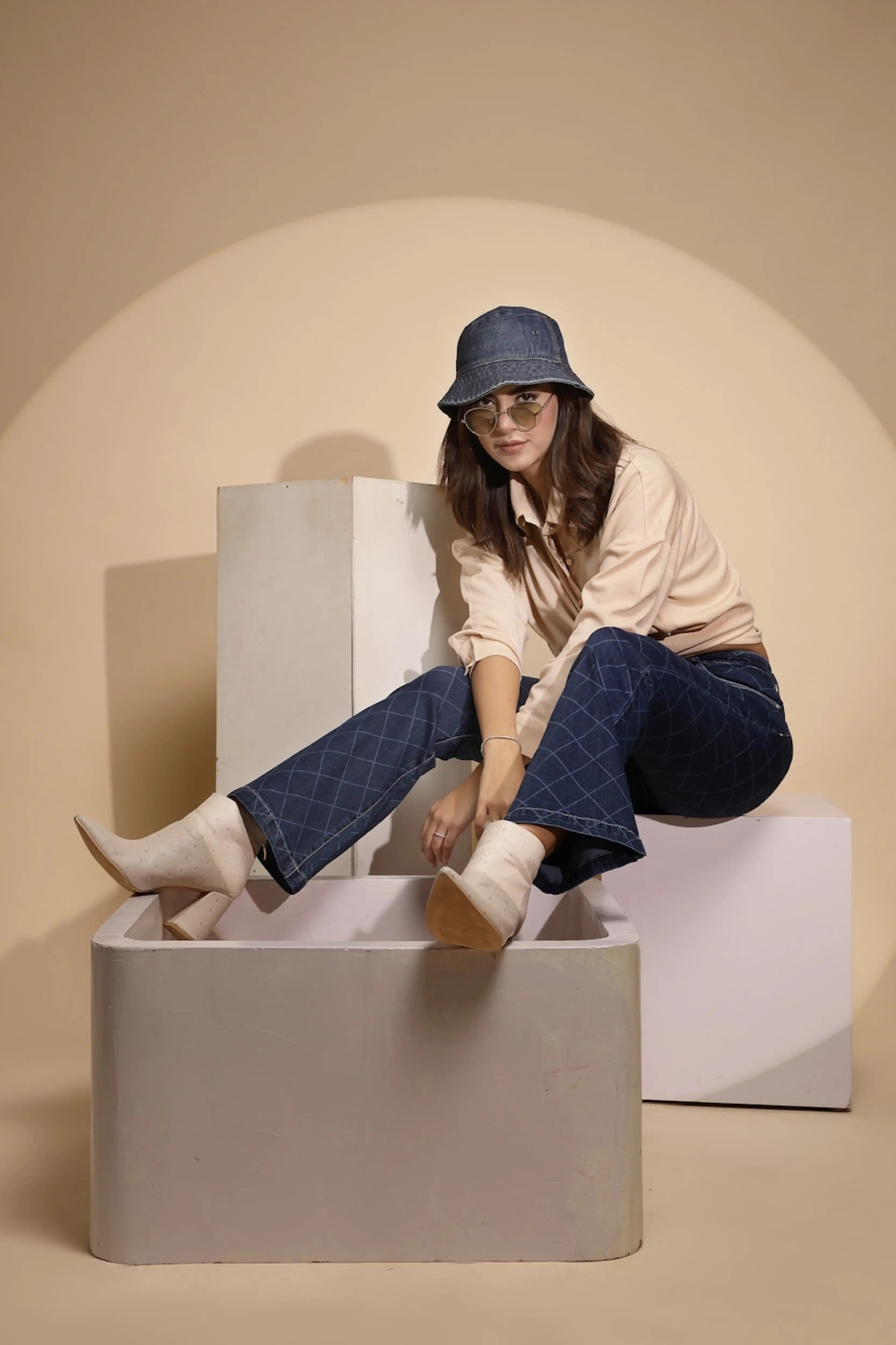 Blue Checkered Bootcut Jeans - Image 7