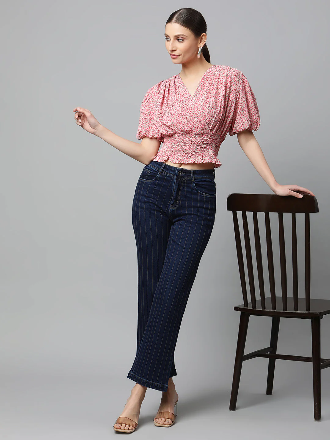 Elasticated Hem Floral Print Cropped Top - Image 7