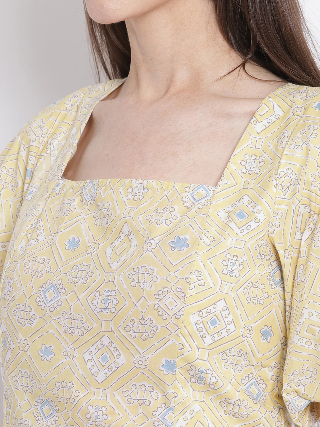 Square Neck Blouson Top with Tie-Knot at Back - Image 10