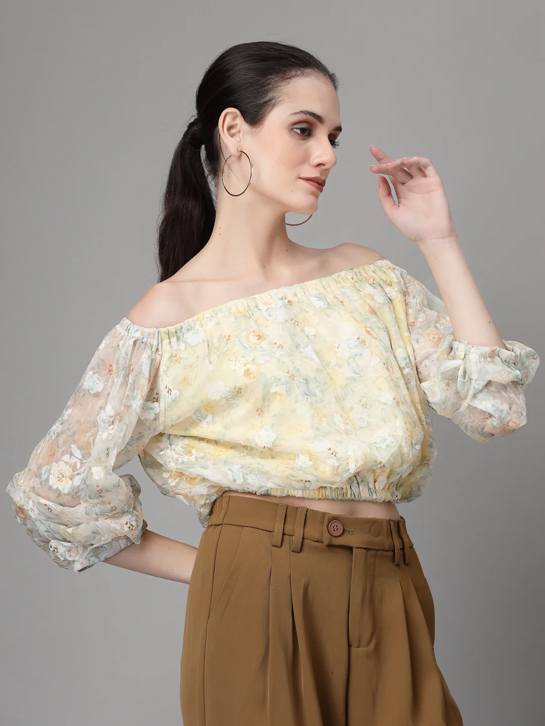 Off-Shoulder Printed Cropped Blouson Top - Image 10