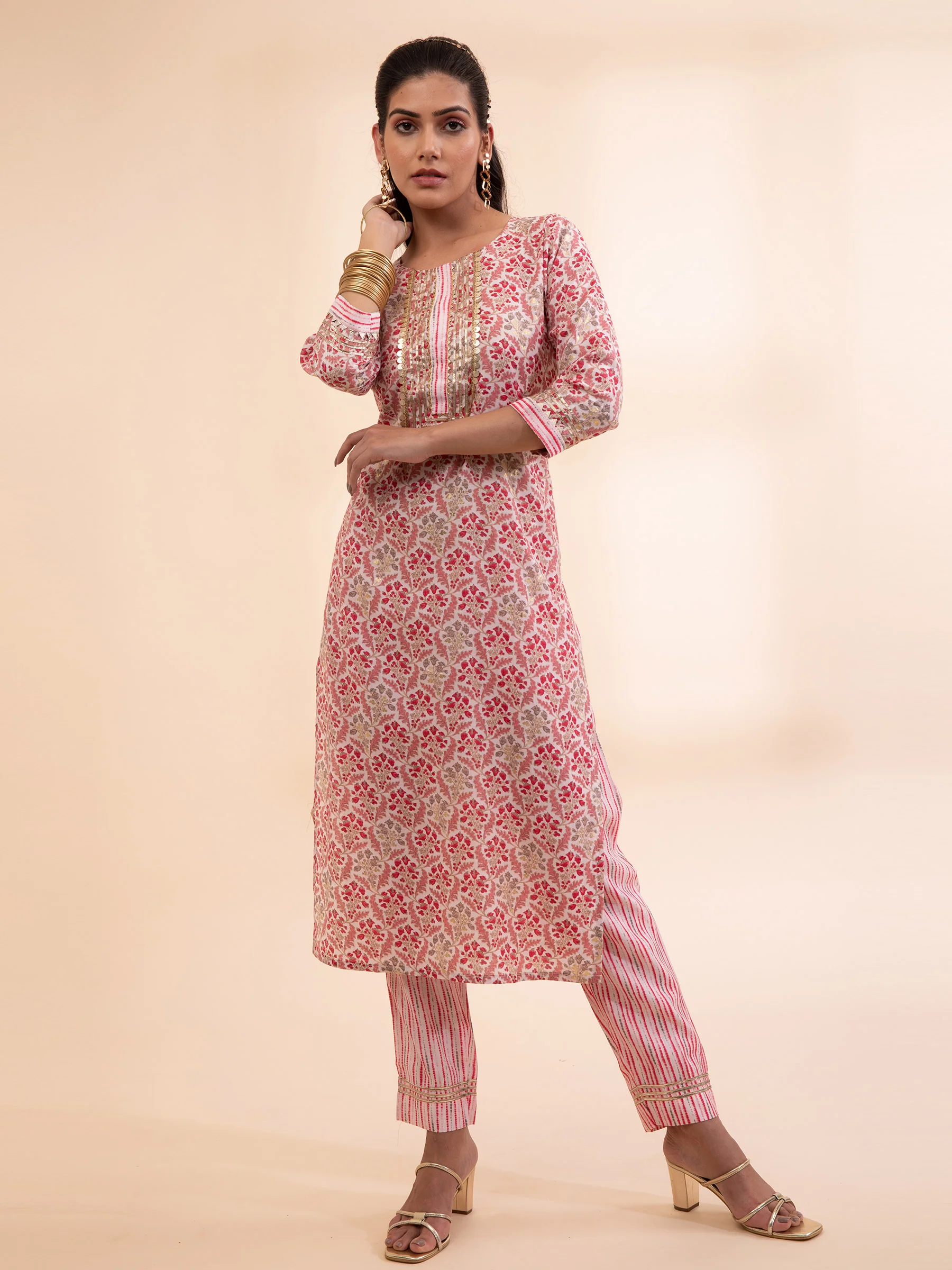 Pink Three Quarter Sleeve Printed Kurta Set - Image 4