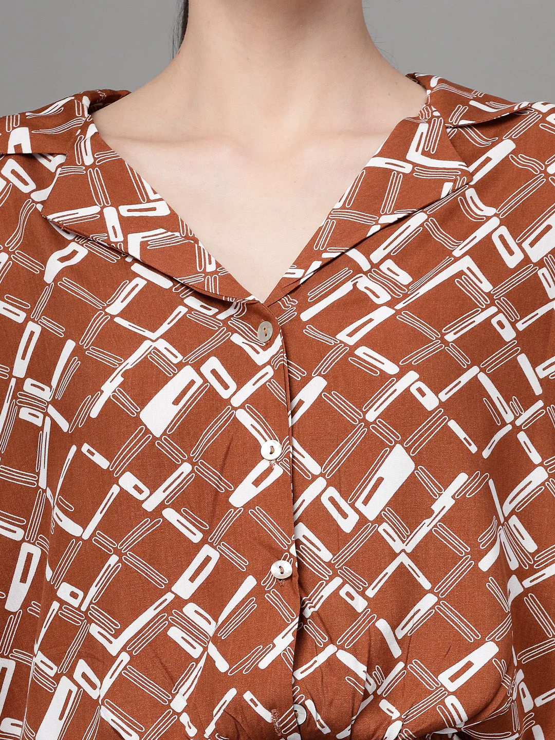 Collar Neck Printed Blouson Top - Image 11