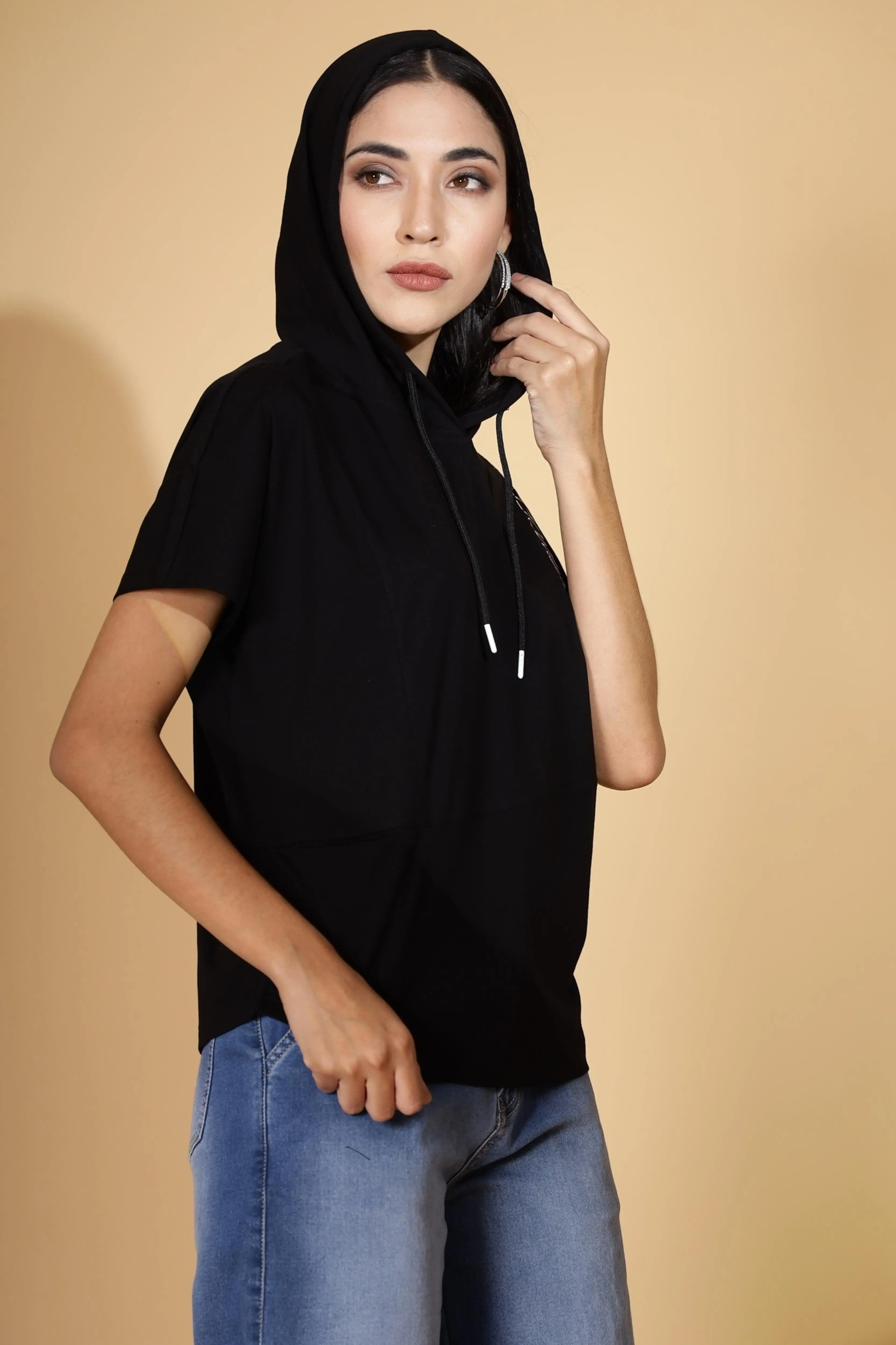 Women Regular Fit Black Hooded Top - Image 3