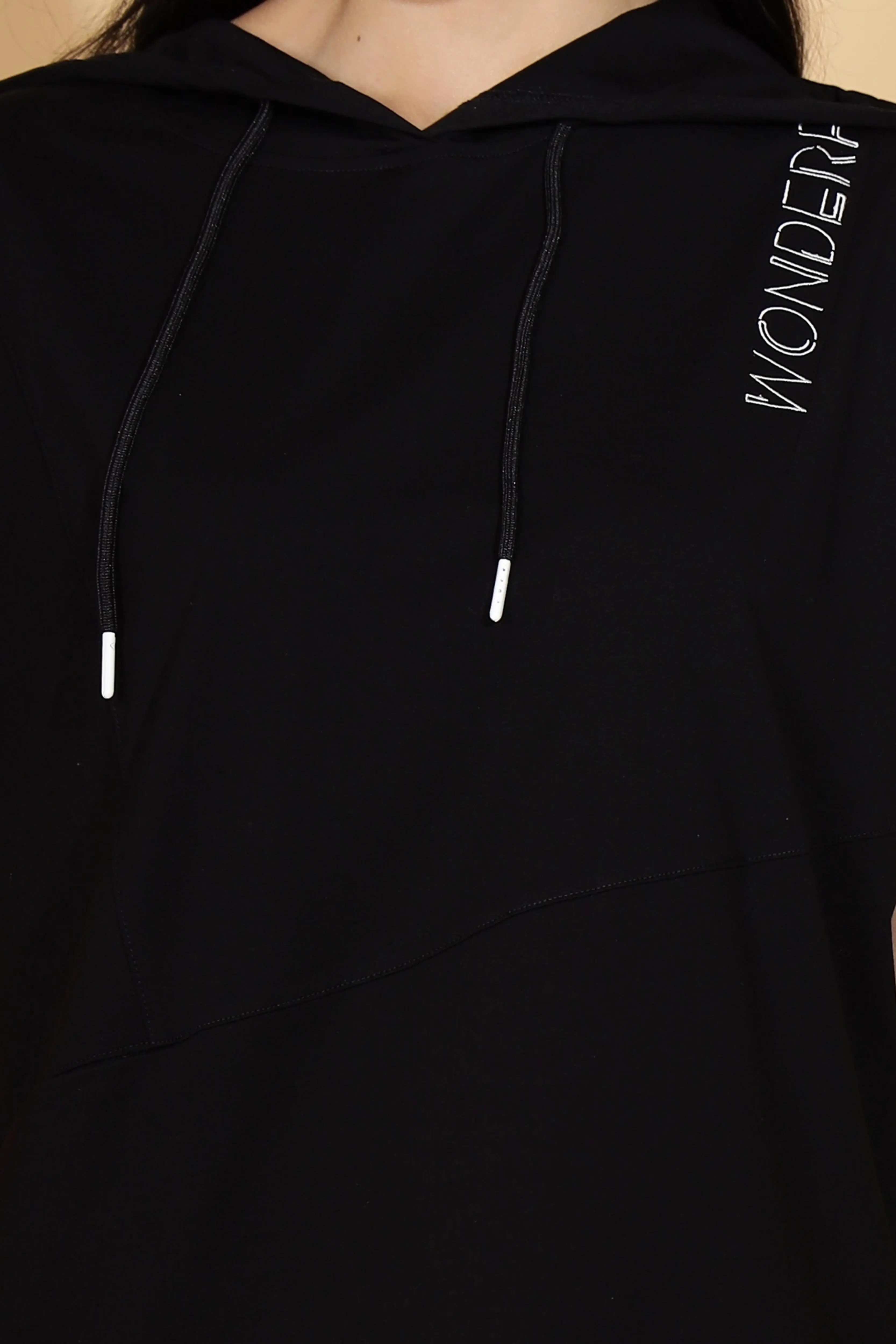 Women Regular Fit Black Hooded Top - Image 5