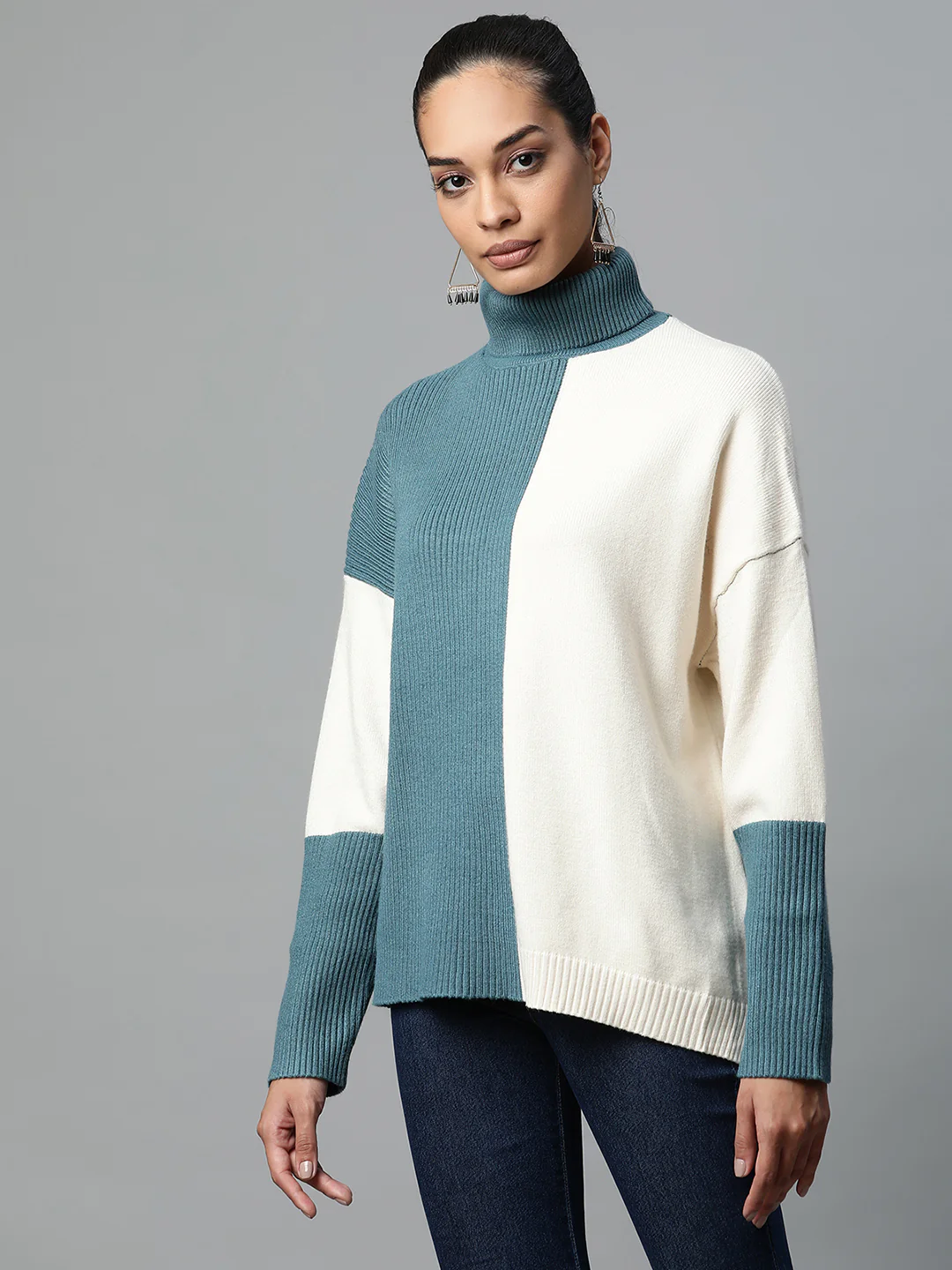 Teal & Off White Solid Rayon Pullover - Image 3