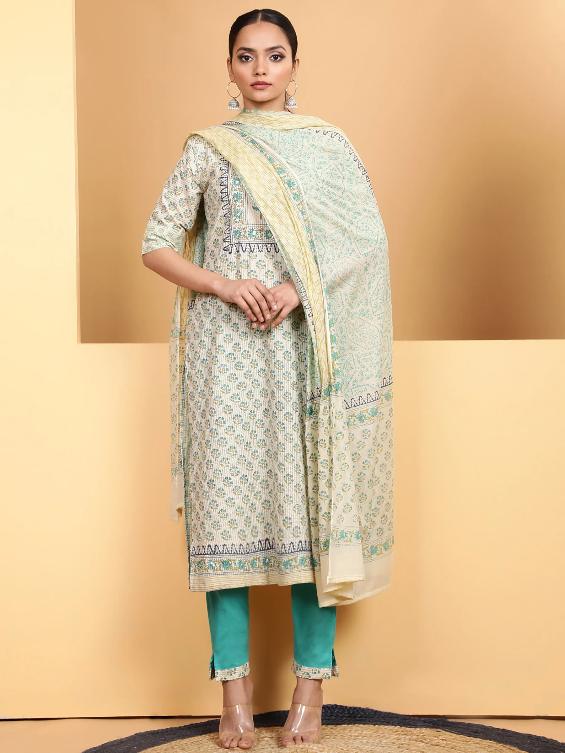 Turquoise Square Neck Printed Kurta Suit Set