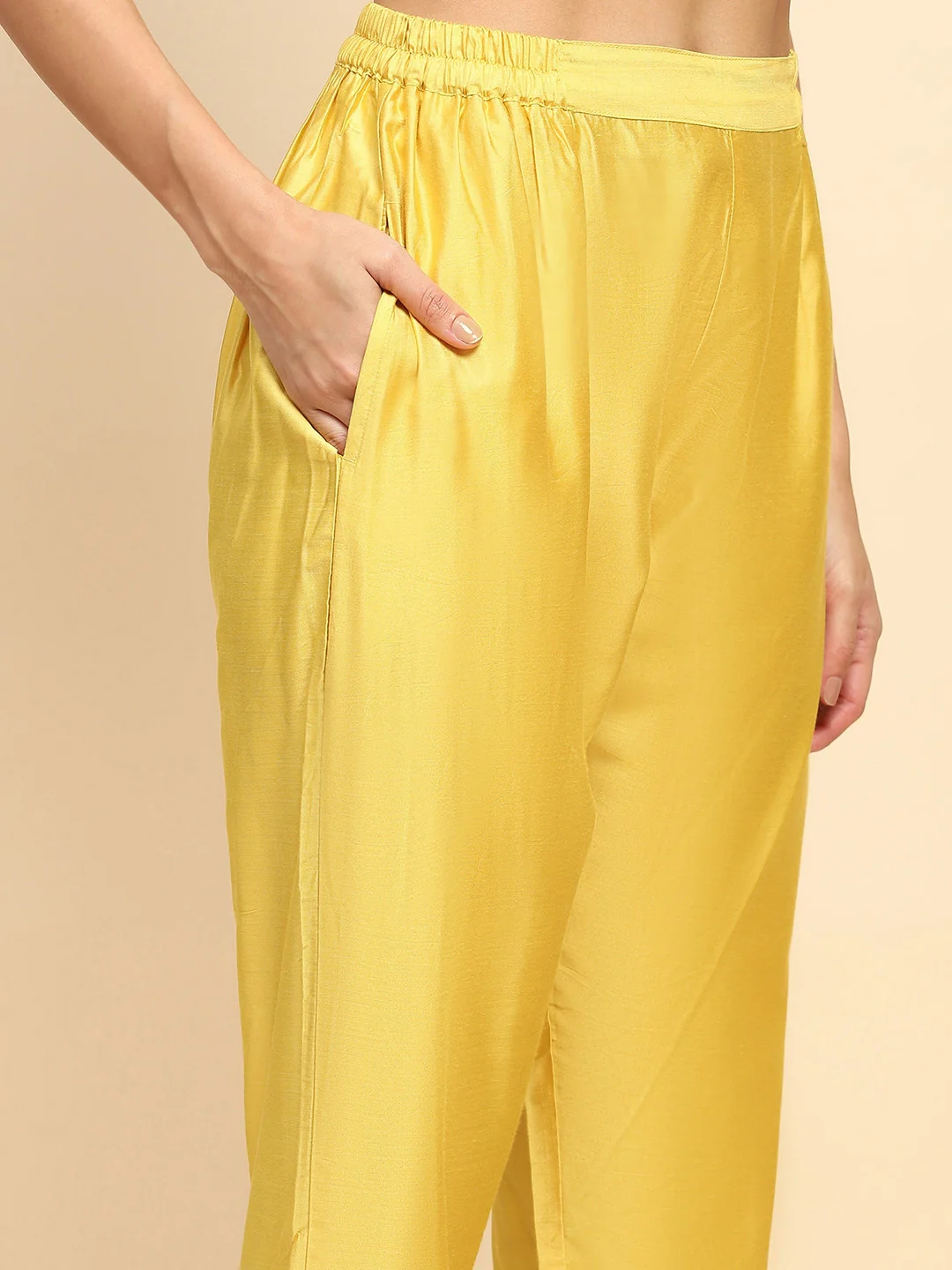 Muslin Printed & Embroidered Suit Set - Image 9